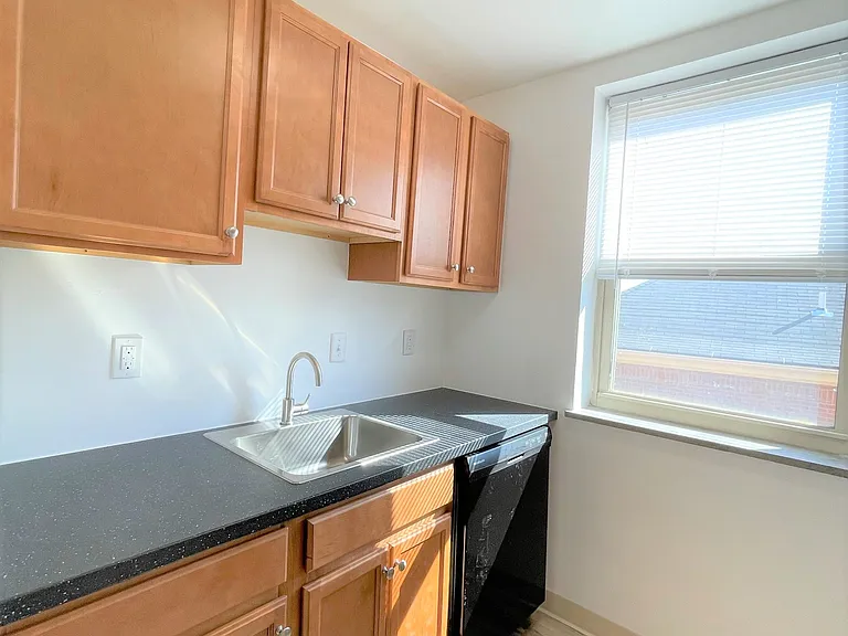 5710 Phillips Ave #A16 — Photo 65
