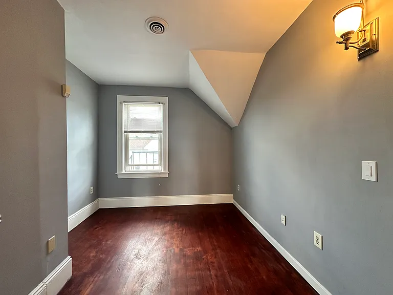 214 Pleasant St #3 — Photo 15