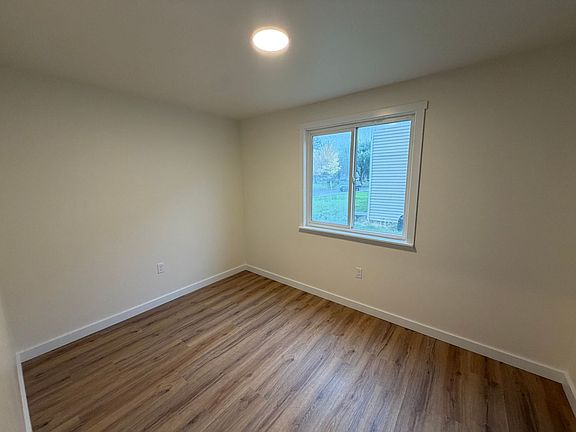 5th image of 2933 E Decatur Ave #2933