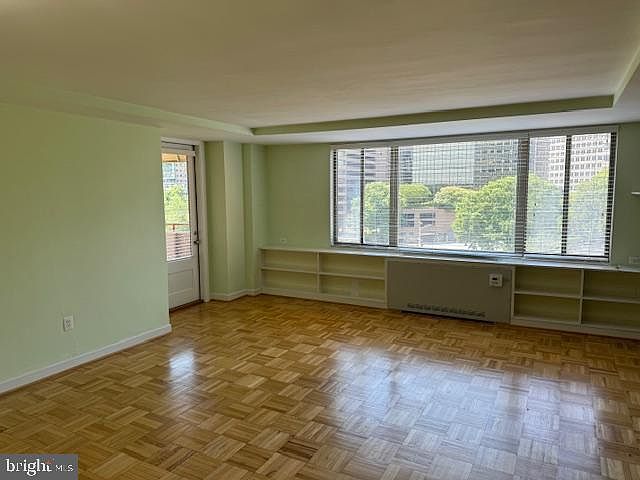 1st image of 1111 Arlington Blvd APT 818