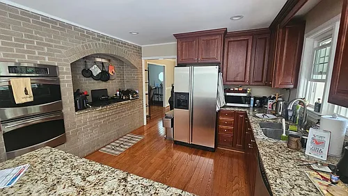 114 Norwood Pl Photo 1