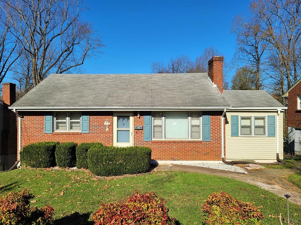 1st image of 4547 Greenwood Dr