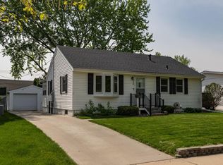 3564 6th Pl NW, Rochester, MN 55901