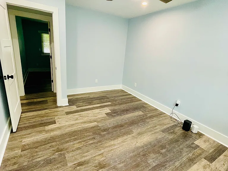 1126 Morning Glory Ct — Photo 18