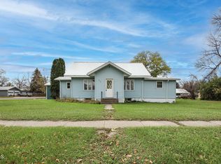 504 1st St, Maddock, ND 58348