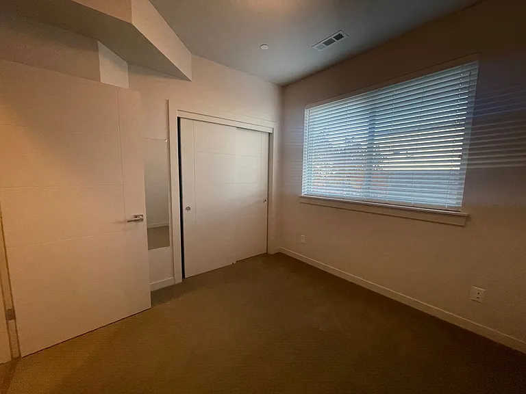584 Fair Oaks Ave — Photo 22