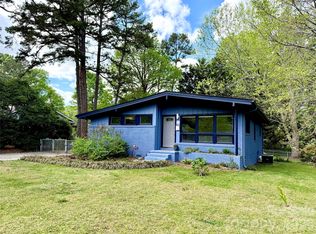 1511 Briarfield Dr, Charlotte, NC 28205