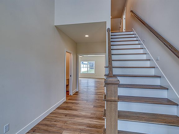 5th image of 19115 Braeburn Dr