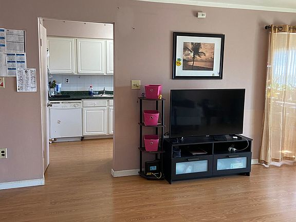 5th image of 1729 Raspberry Ct