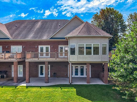 3rd image of 247 Lochmere Dr