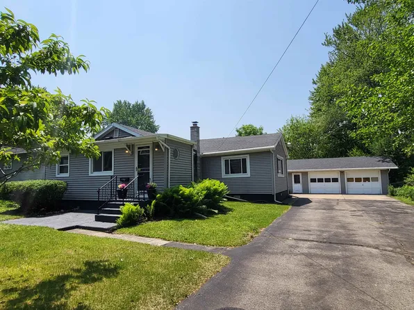 1010 S Pearce St, Owosso, MI 48867