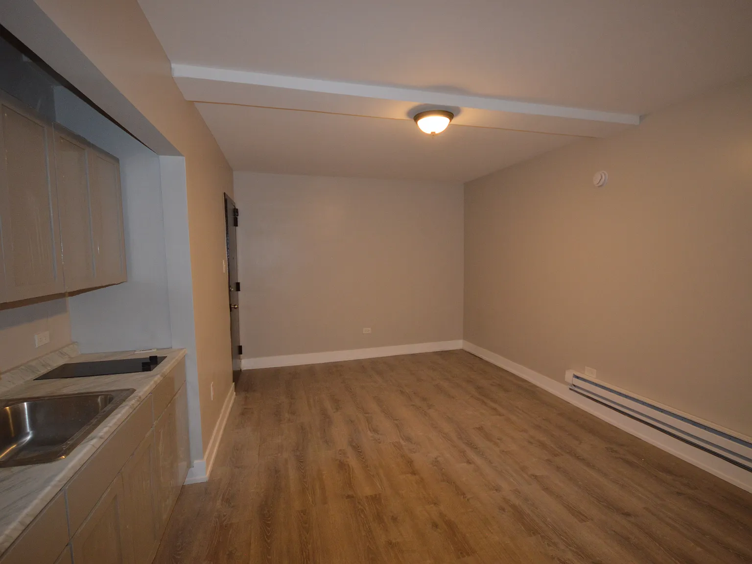 Studio, 500 sqft, $1,100 — Photo 2