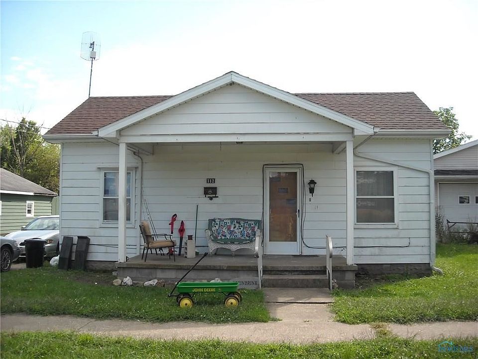 1st image of 312 E Main St