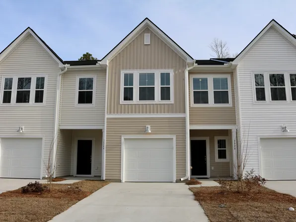 7924 Triggerfish Way, North Charleston, SC 29420