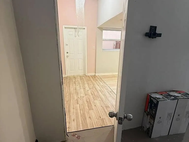 9141 NW 152nd St — Photo 32