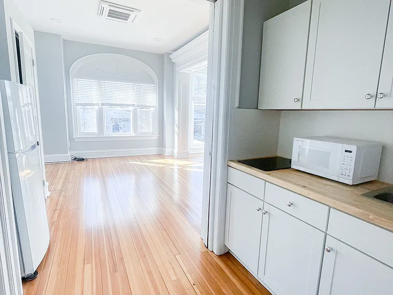 1620 Park Ave #C — Photo 3