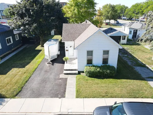 161 Park St, Amherstburg, ON N9V 1P3