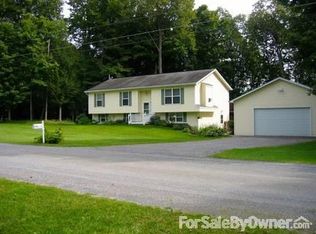 163 Overlake Dr, Georgia, VT 05454