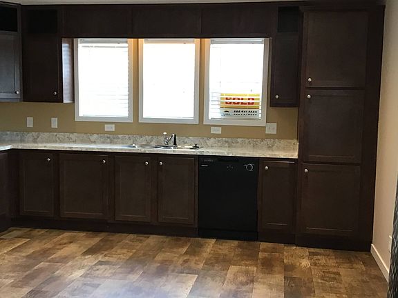 2nd image of 900 W Columbia St #247