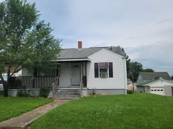 114 Midway St, Narrows, VA 24124