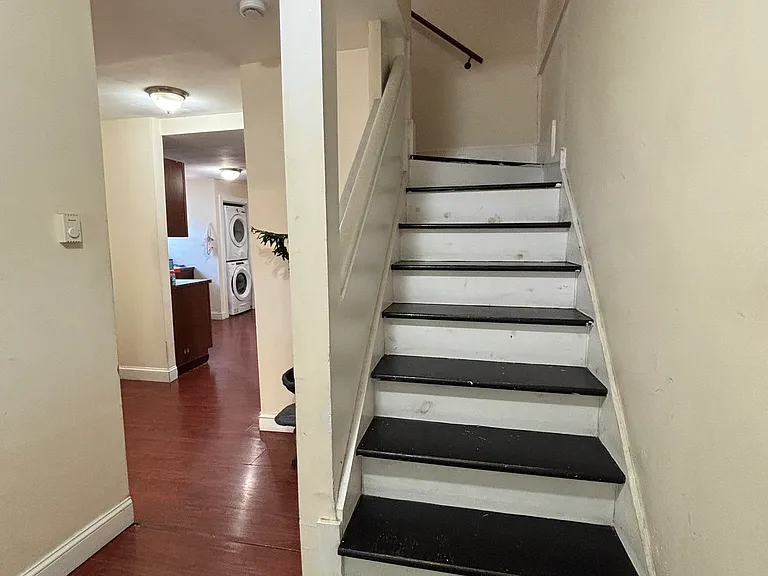 398 Bennington St #2 — Photo 11