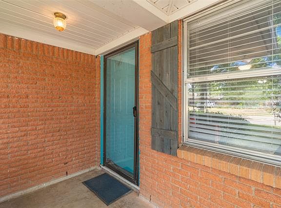 3rd image of 3407 Nashville Ave