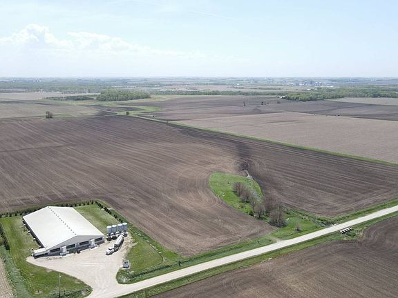3rd image of 1 200th St