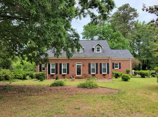 129 Amherst Dr, Greenwood, SC 29649
