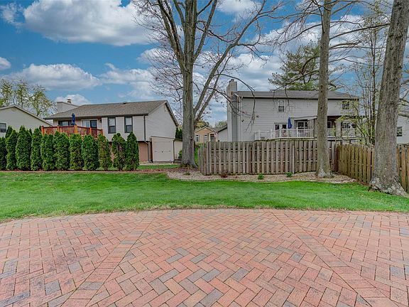 2nd image of 1312 Westbrooke Terrace Dr