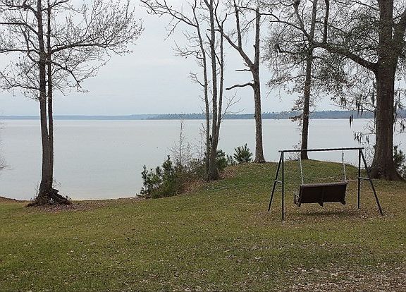 3rd image of 595 County Road 3462