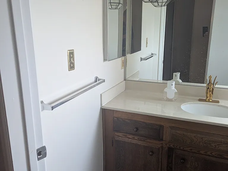 4175 Pinewood Lake Dr — Photo 13