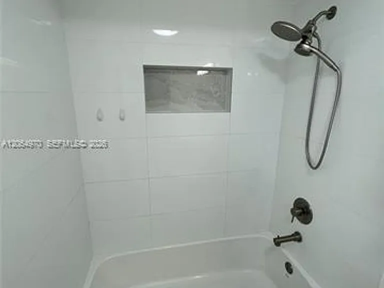 905 NW 82nd Ave #CU-111 — Photo 12