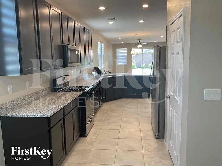 1509 Deep Valley Ave — Photo 4