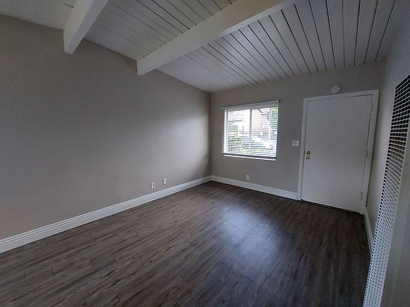2nd image of 16421-16441 Cornuta Ave #16435