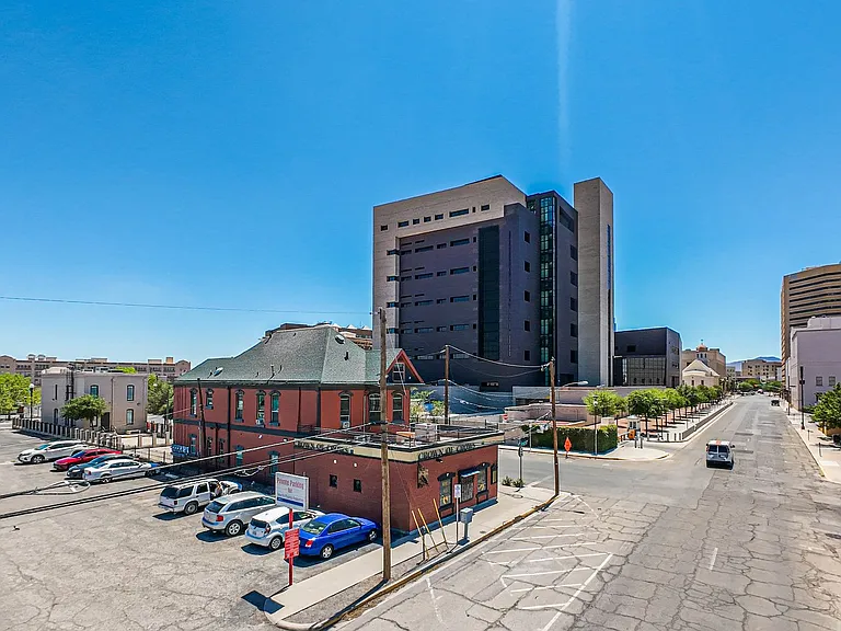 702 Myrtle Ave — Photo 17