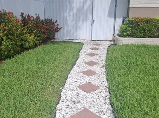 7460 SW McArthur Pkwy, Hollywood, FL 33024