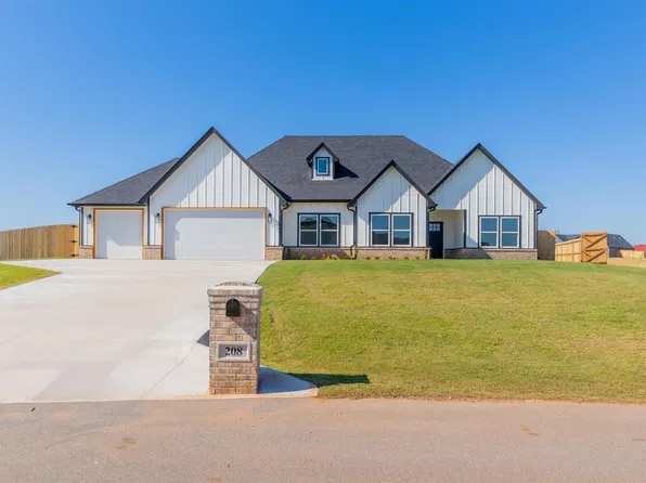 208 Stonebriar Ct, Stillwater, OK 74074