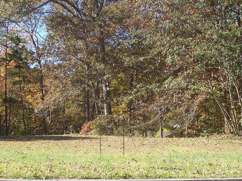 2nd image of 1460 W Lake Dr