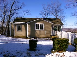 80 Grinnell St, Rhinecliff, NY 12574