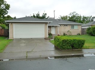 7253 Cromwell Way, Sacramento, CA 95822