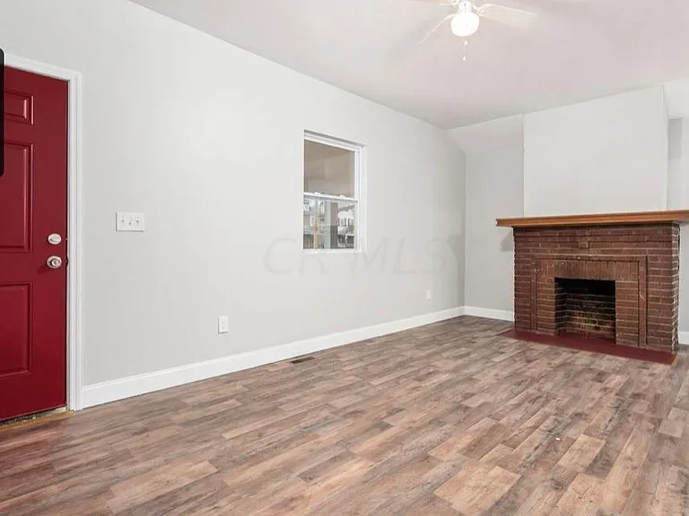 188 S Terrace Ave — Photo 8