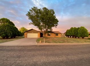 2209 Howard Cowper Dr, Clovis, NM 88101