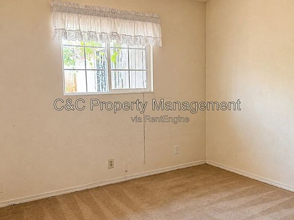 3rd image of 42625 Jefferson St