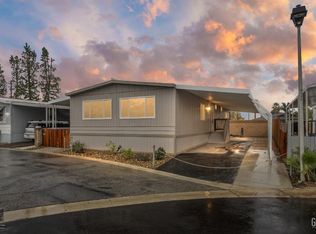 335 Hickorywood Ln, Bakersfield, CA