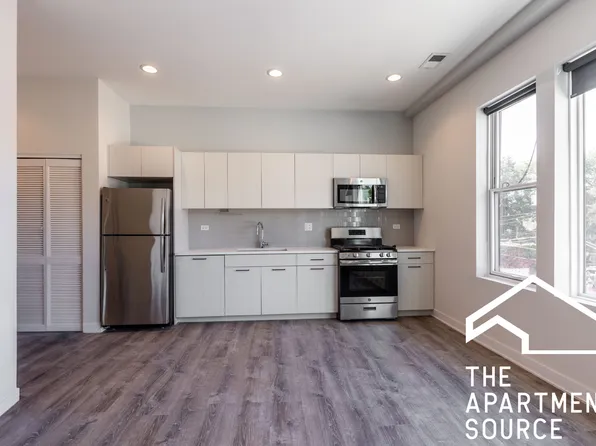 2247 W Lawrence Ave #3, Chicago, IL 60625
