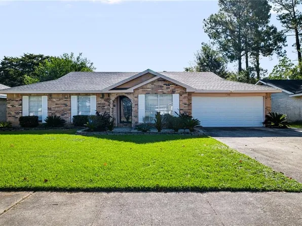 106 Yorkshire Dr, Slidell, LA 70458