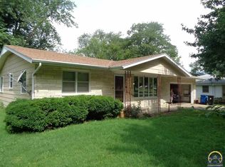 607 SW Locust St, Overbrook, KS 66524