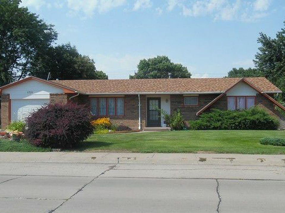 1st image of 1721 SUNSET DR
