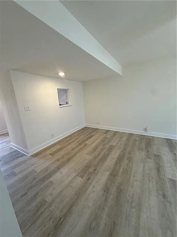 2 bed, 2.5 bath, 22524 sqft, $1,250 — Photo 3