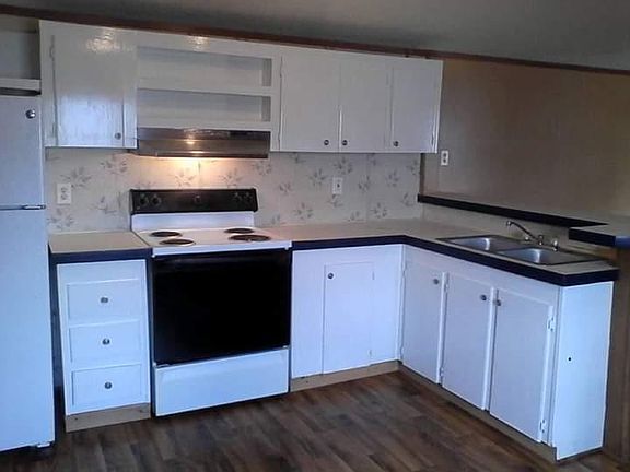 3rd image of 116 Truman Cir
